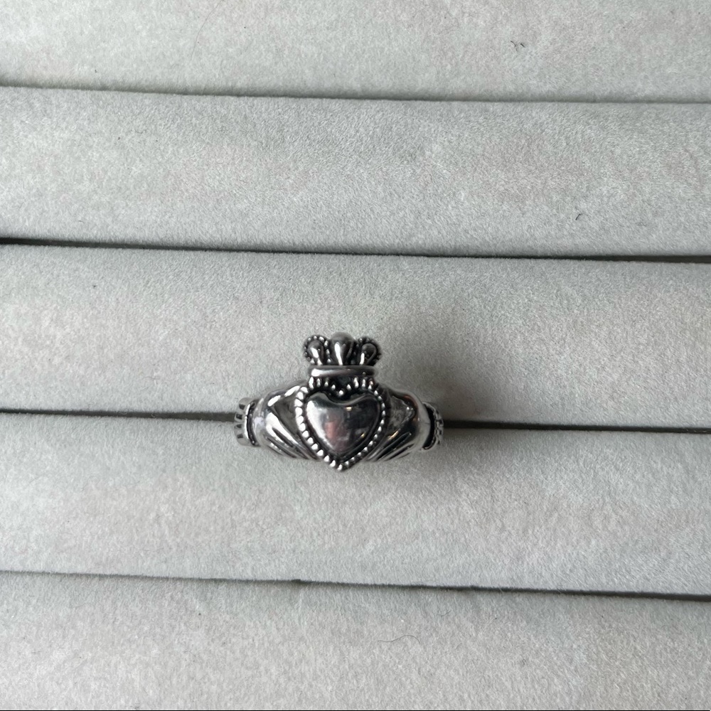 Girls Claddagh Ring